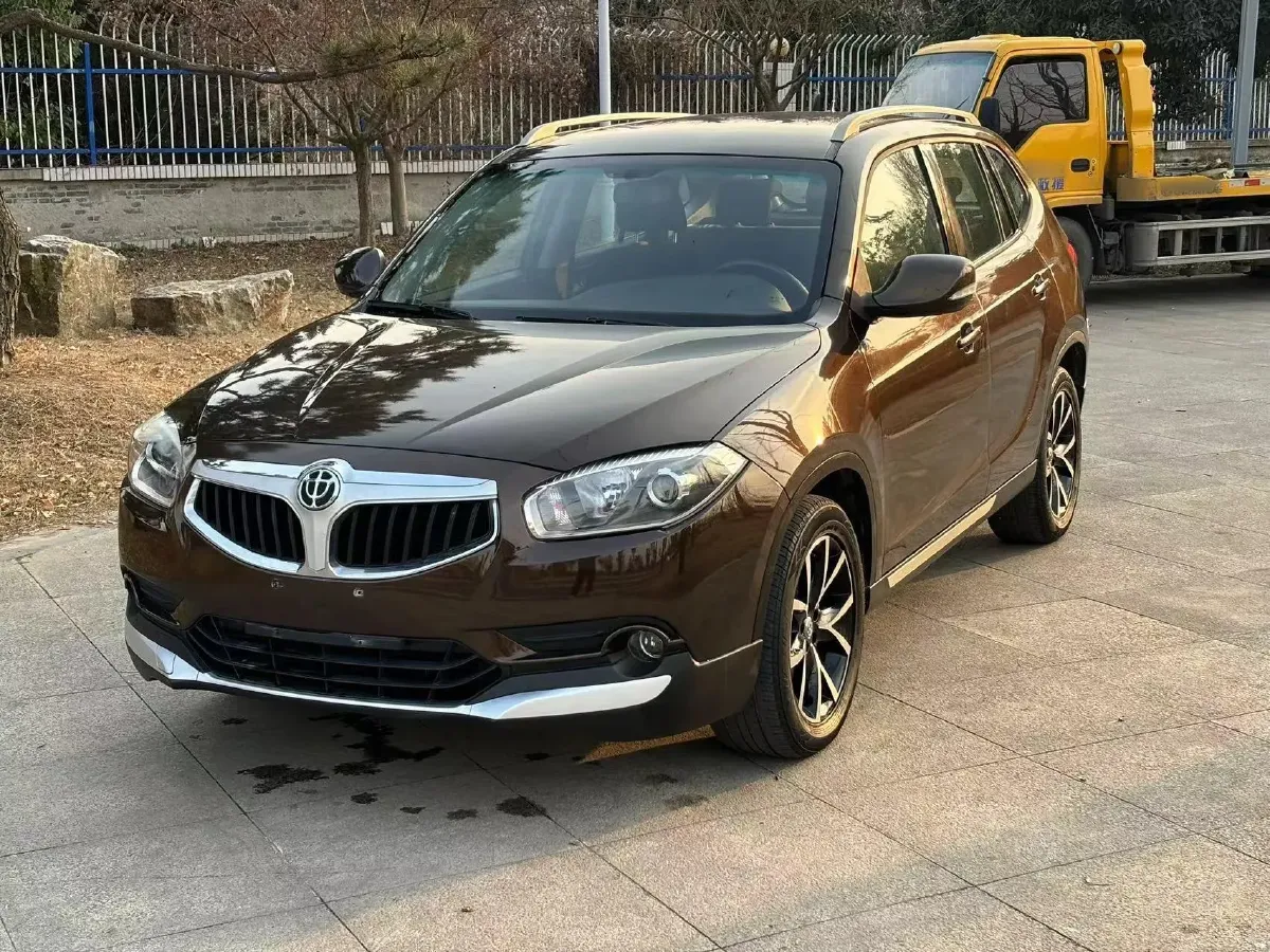 2016 Brilliance Auto V5 1.5T 150HP L4 5MT,autocango,china used car exporter,china ev exporter,chinese used car exporter,chinese used ev exporter