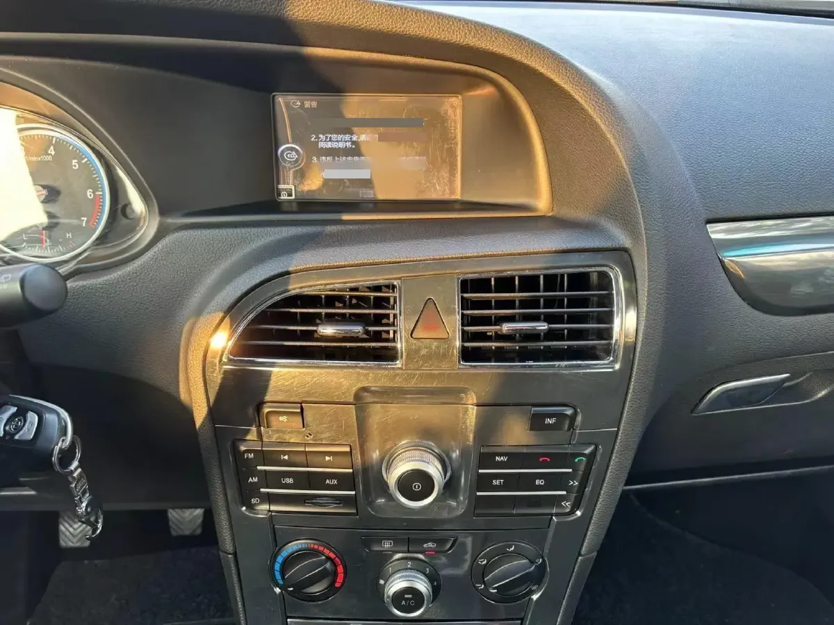 2016 Brilliance Auto V5 1.5T 150HP L4 5MT,autocango,china used car exporter,china ev exporter,chinese used car exporter,chinese used ev exporter