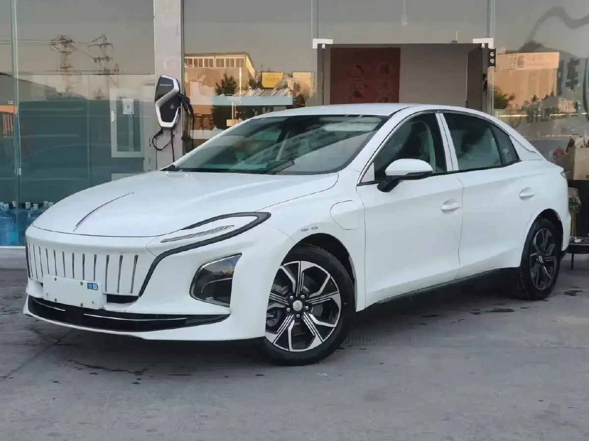 2023 HongQi E-QM5 BEV 54KWH