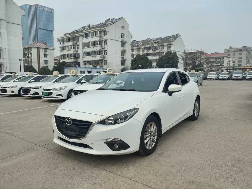 2016 Mazda 3 Axela 1.5L 117HP L4 6AT