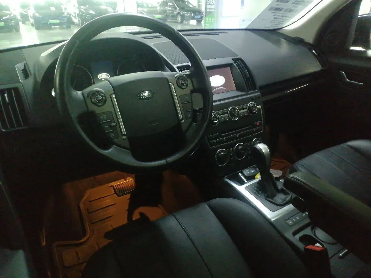 2013 Land Rover Freelander 2 2.0T 240HP L4 6AT,autocango,china used car exporter,china ev exporter,chinese used car exporter,chinese used ev exporter