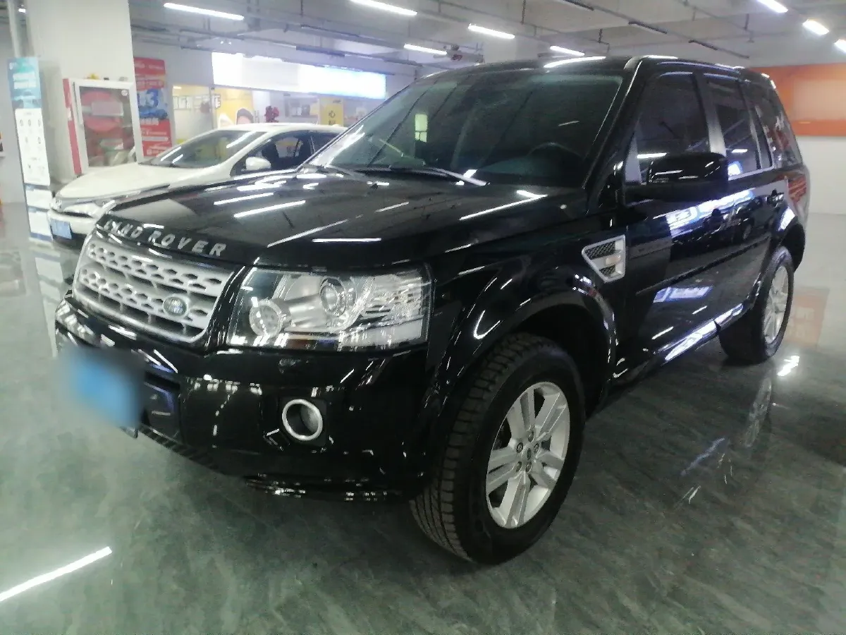 2013 Land Rover Freelander 2 2.0T 240HP L4 6AT,autocango,china used car exporter,china ev exporter,chinese used car exporter,chinese used ev exporter