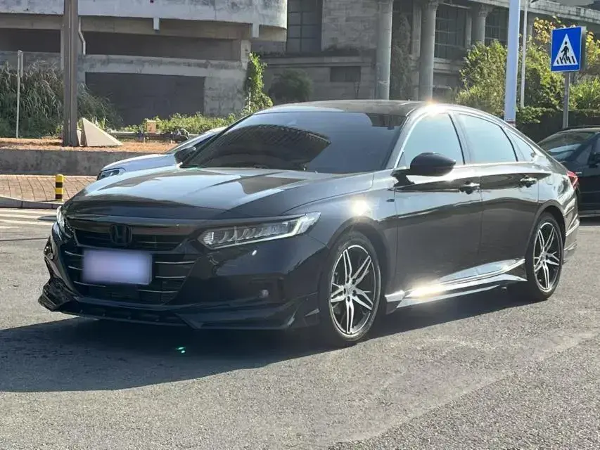 2022 Honda Accord 1.5T 194HP L4 CVT