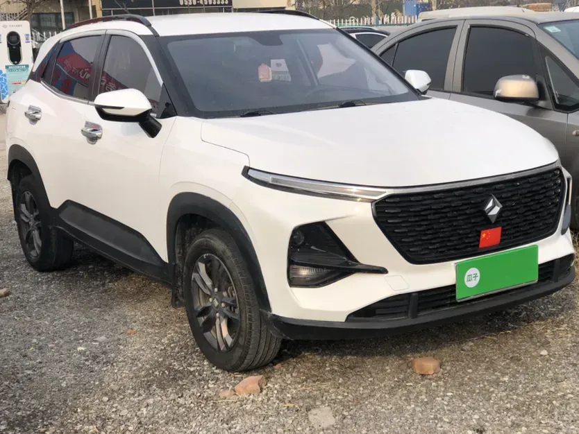 2020 BaoJun RS-3 1.5L 99HP L4 6MT,autocango,china used car exporter,china ev exporter,chinese used car exporter,chinese used ev exporter