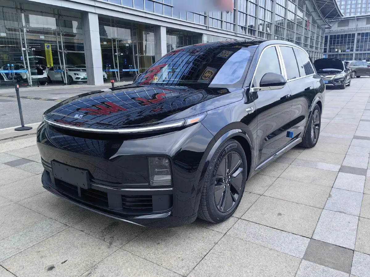 2023 Li L8 Range Extended 154HP REEV 40.9KWH