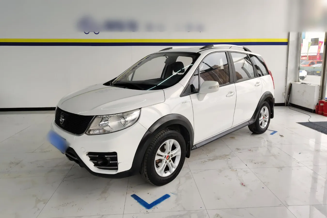 2015 DongFeng Forthing Joyear X3 1.5L 120HP L4 5MT,autocango,china used car exporter,china ev exporter,chinese used car exporter,chinese used ev exporter