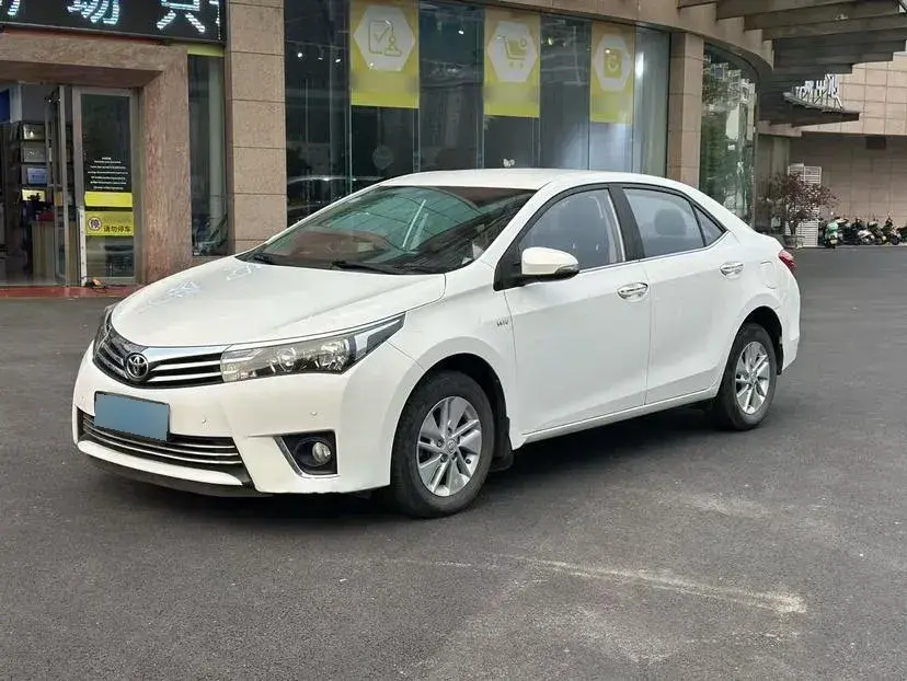 2014 Toyota Corolla 1.6L 122HP L4 CVT