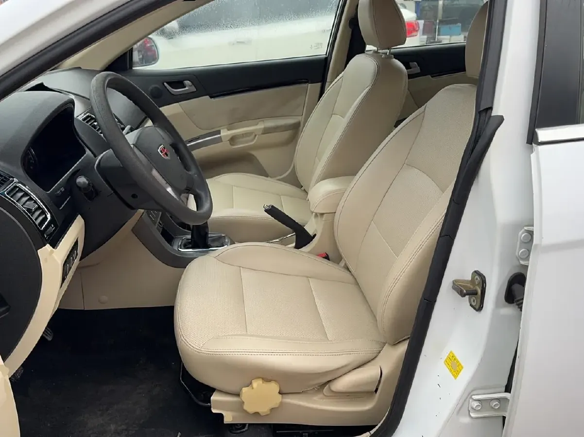 2013 Geely Emgrand Classic 1.8L 133HP L4 5MT,autocango,china used car exporter,china ev exporter,chinese used car exporter,chinese used ev exporter