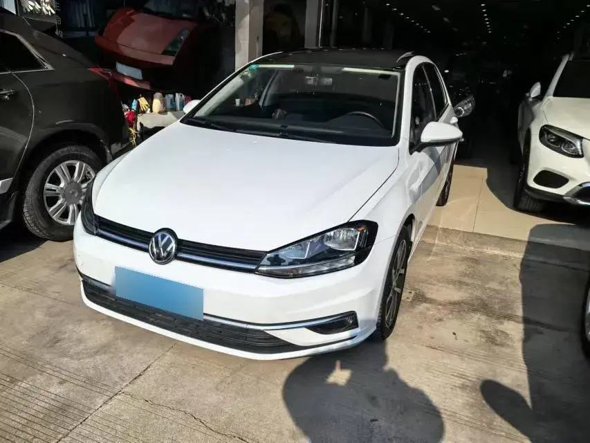 2019 Volkswagen Golf 1.4T 150HP L4 7DCT