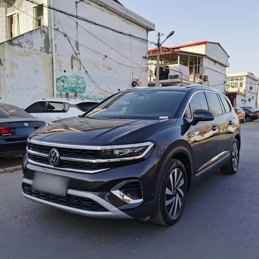 2022 Volkswagen Talagon 2.0T 220HP L4 7DCT