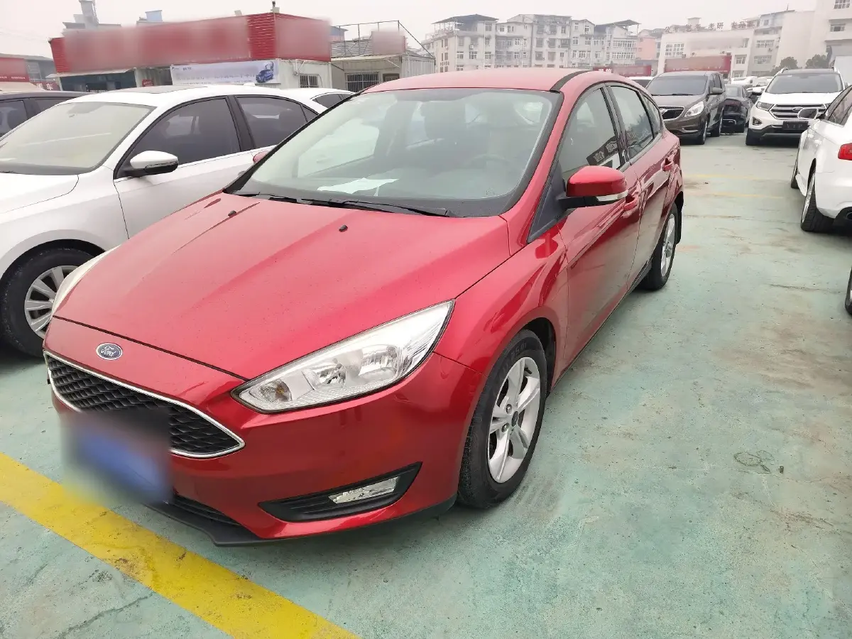 2015 Ford Focus 1.6L 125HP L4 6DCT