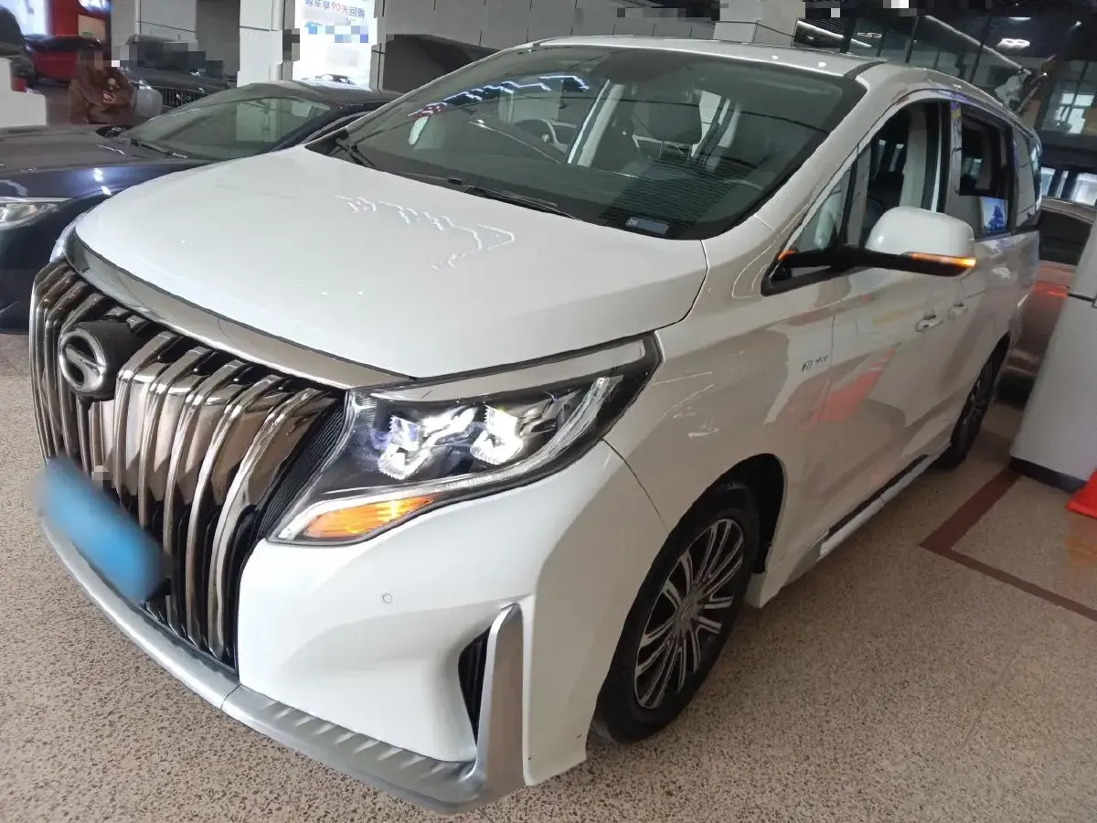 2021 GAC Trumpchi M8 2.0T 252HP L4 8AT