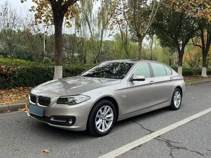 2014 BMW 5 Series 2.0T 184HP L4 8AT