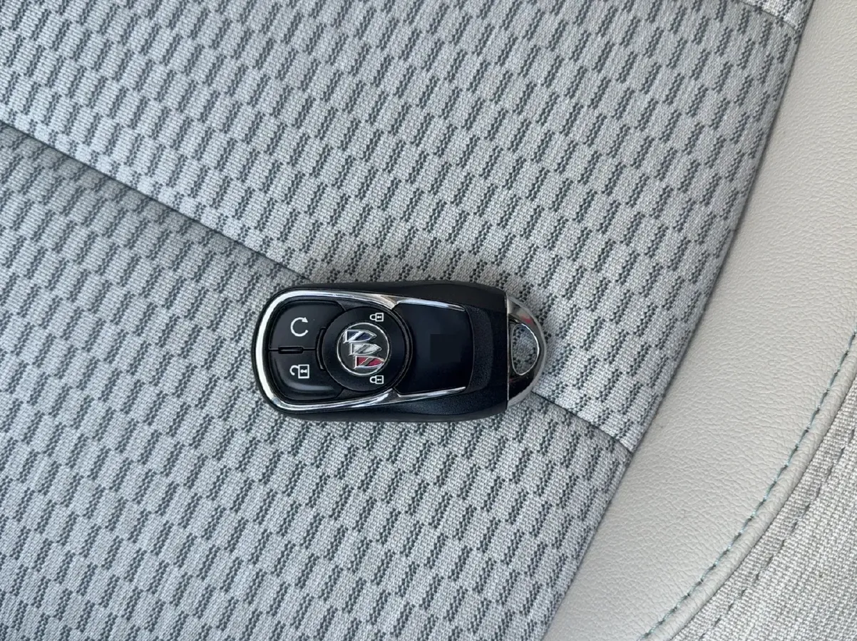 2020 Buick Velite 7 BEV 55.6KWH,autocango,china used car exporter,china ev exporter,chinese used car exporter,chinese used ev exporter