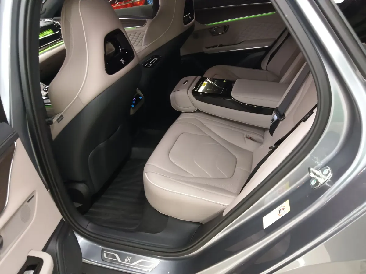 2024 BYD Han BEV 85.44KWH,autocango,china used car exporter,china ev exporter,chinese used car exporter,chinese used ev exporter