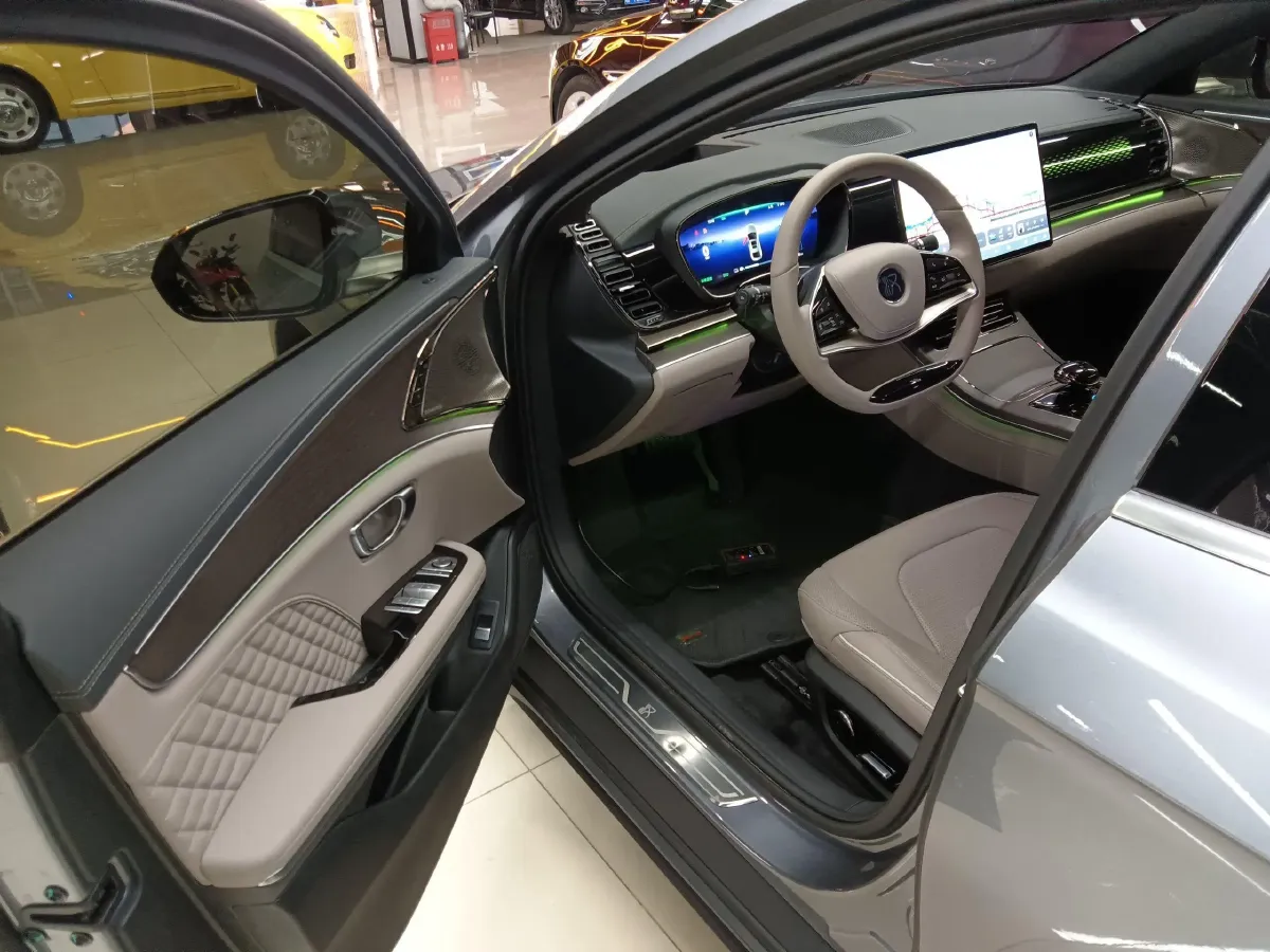 2024 BYD Han BEV 85.44KWH,autocango,china used car exporter,china ev exporter,chinese used car exporter,chinese used ev exporter