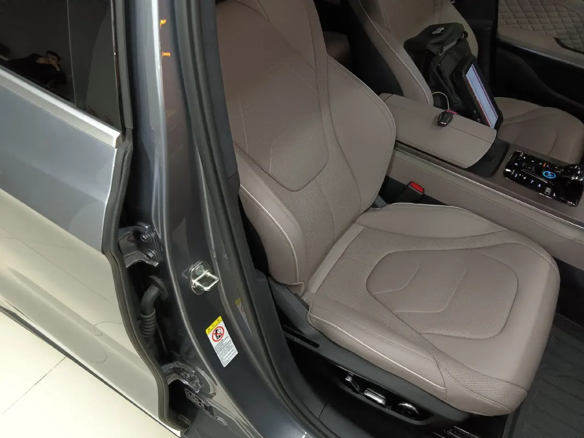 2024 BYD Han BEV 85.44KWH,autocango,china used car exporter,china ev exporter,chinese used car exporter,chinese used ev exporter