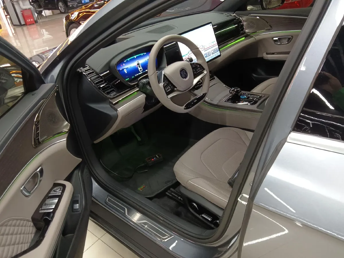 2024 BYD Han BEV 85.44KWH,autocango,china used car exporter,china ev exporter,chinese used car exporter,chinese used ev exporter