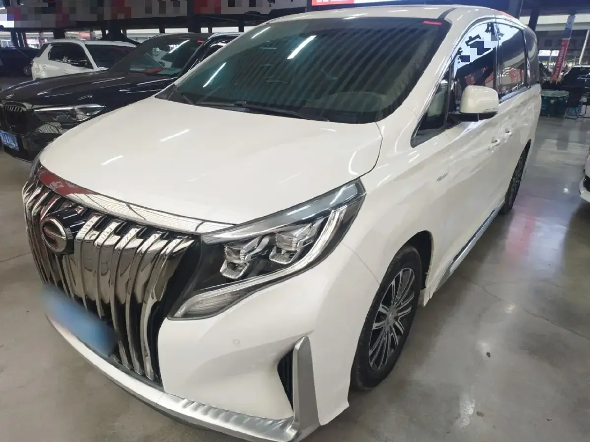 2021 GAC Trumpchi M8 2.0T 252HP L4 8AT