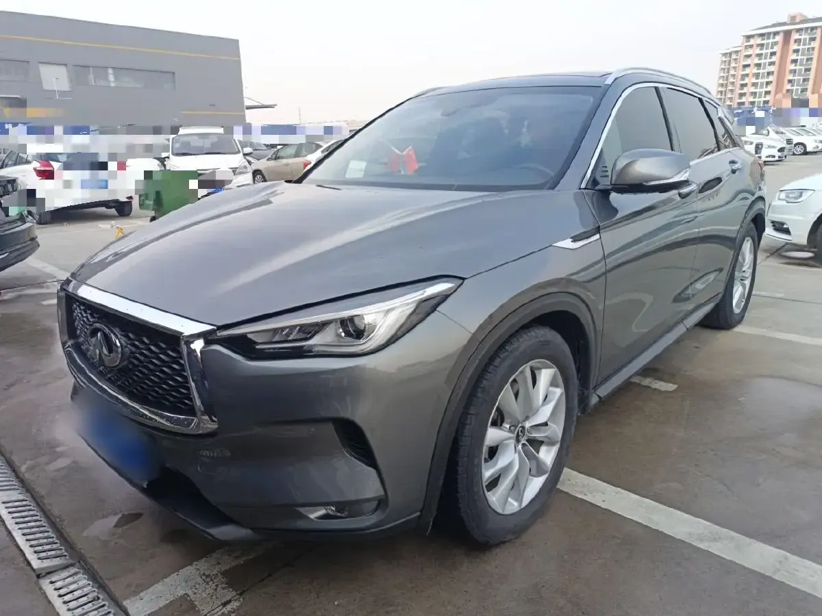 2018 Infiniti QX50 2.0T 272HP L4 CVT
