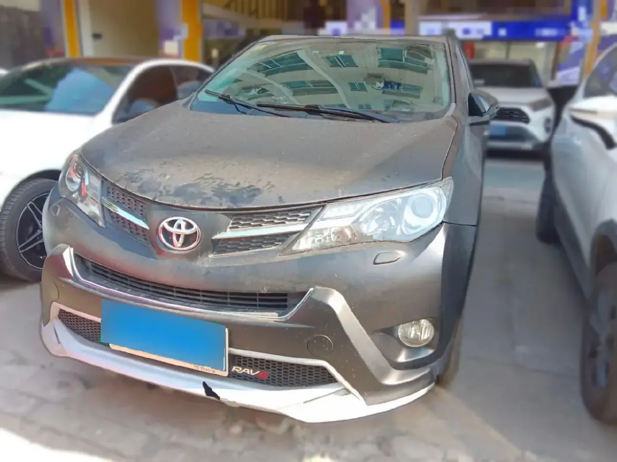 2015 Toyota RAV4 2.5L 180HP L4 6AT