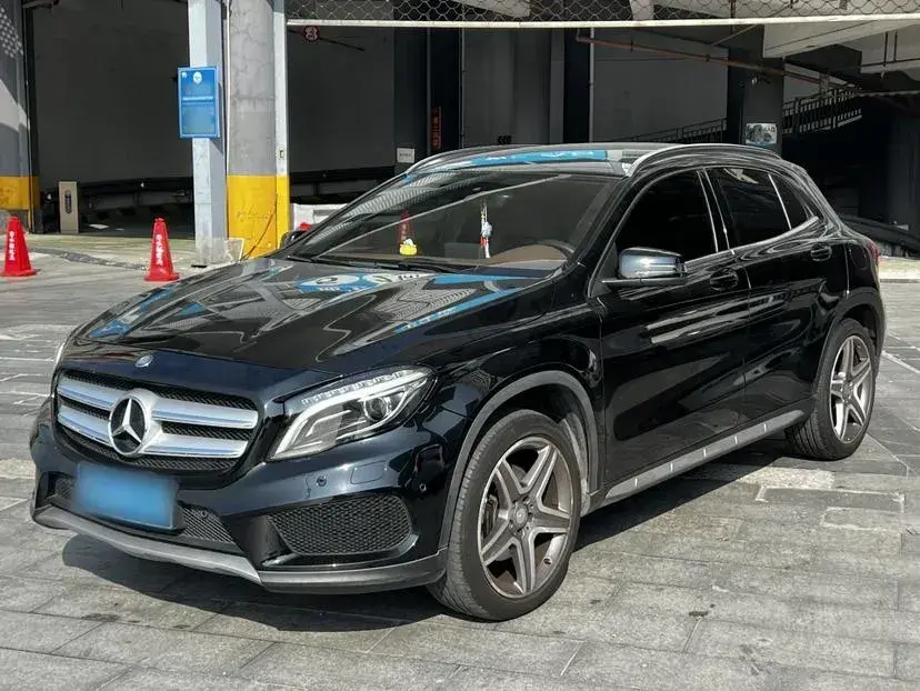 2016 Mercedes-Benz GLA Class 2.0T 211HP L4 7DCT