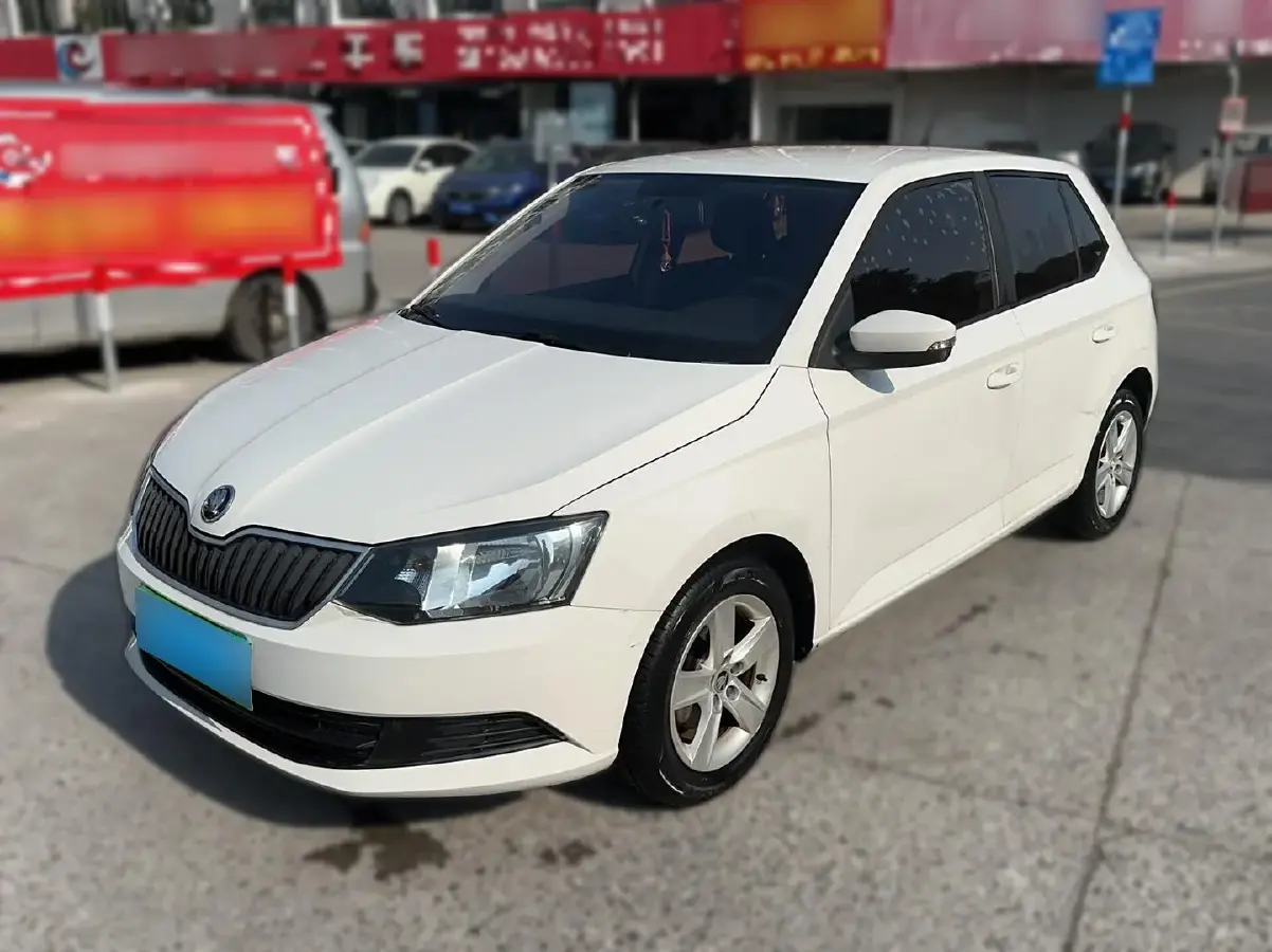 2017 Skoda Fabia 1.4L 90HP L4 6AT