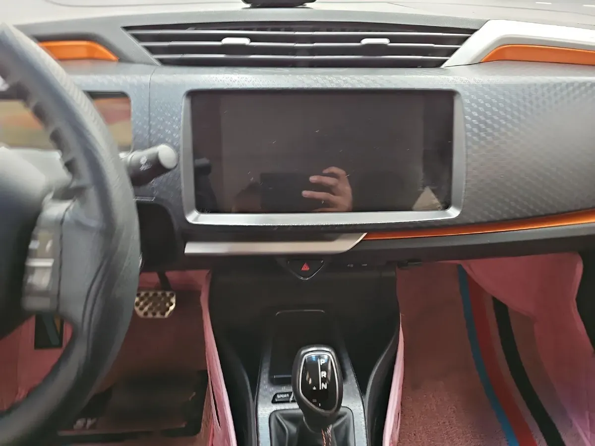 2017 Geely Vision X1 1.3L 88HP L4 4AT,autocango,china used car exporter,china ev exporter,chinese used car exporter,chinese used ev exporter