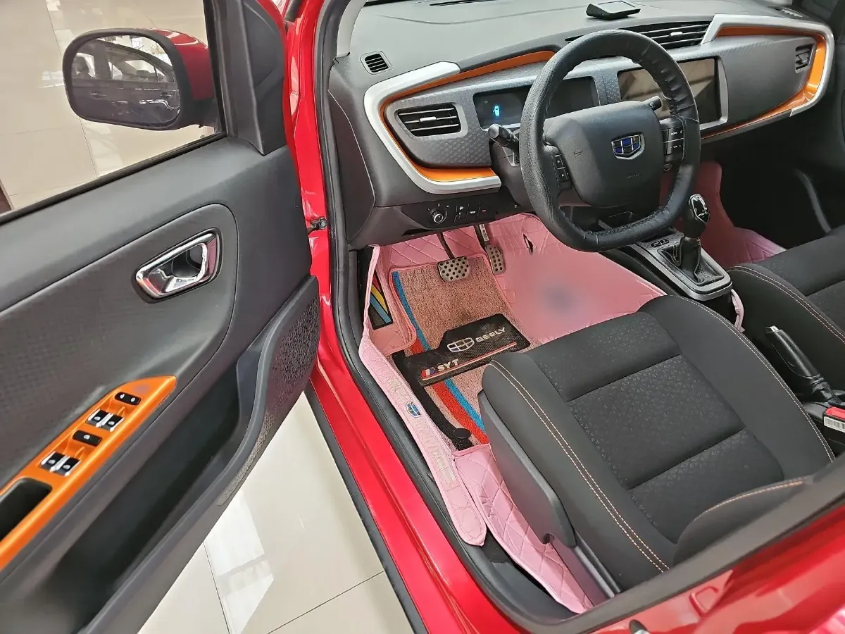 2017 Geely Vision X1 1.3L 88HP L4 4AT,autocango,china used car exporter,china ev exporter,chinese used car exporter,chinese used ev exporter