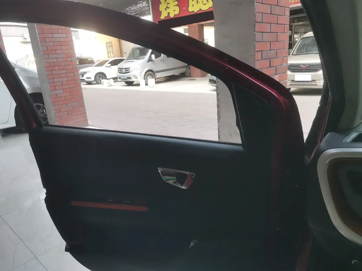 2017 Geely Vision X1 1.3L 88HP L4 4AT,autocango,china used car exporter,china ev exporter,chinese used car exporter,chinese used ev exporter