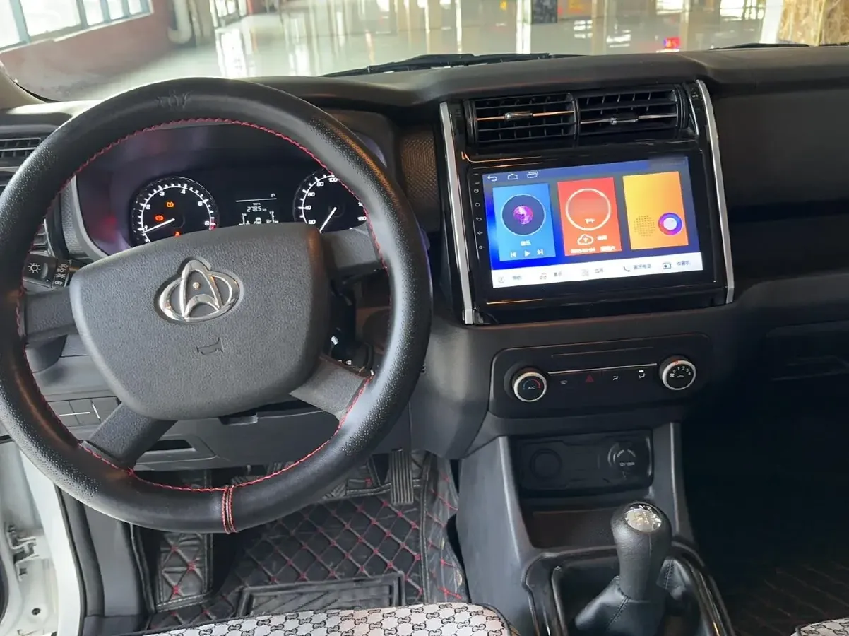 2020 ChangAn Oshan X70A 1.5L 107HP L4 5MT,autocango,china used car exporter,china ev exporter,chinese used car exporter,chinese used ev exporter