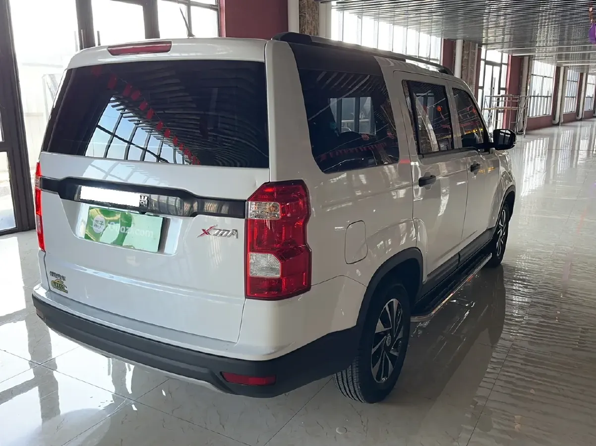 2020 ChangAn Oshan X70A 1.5L 107HP L4 5MT,autocango,china used car exporter,china ev exporter,chinese used car exporter,chinese used ev exporter