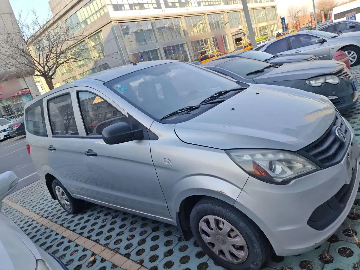 2015 BAIC WeiWang M20 1.2L 86HP L4 5MT,autocango,china used car exporter,china ev exporter,chinese used car exporter,chinese used ev exporter