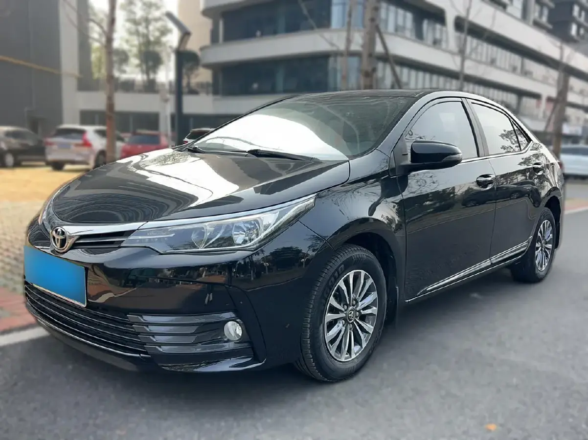 2017 Toyota Corolla 1.2T 116HP L4 CVT