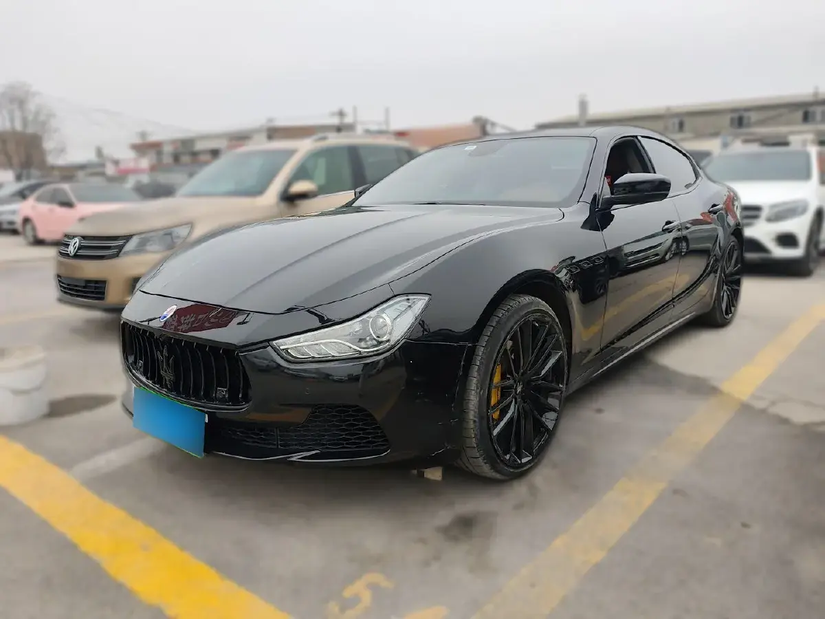 2017 Maserati Ghibli 3.0T 350HP V6 8AT