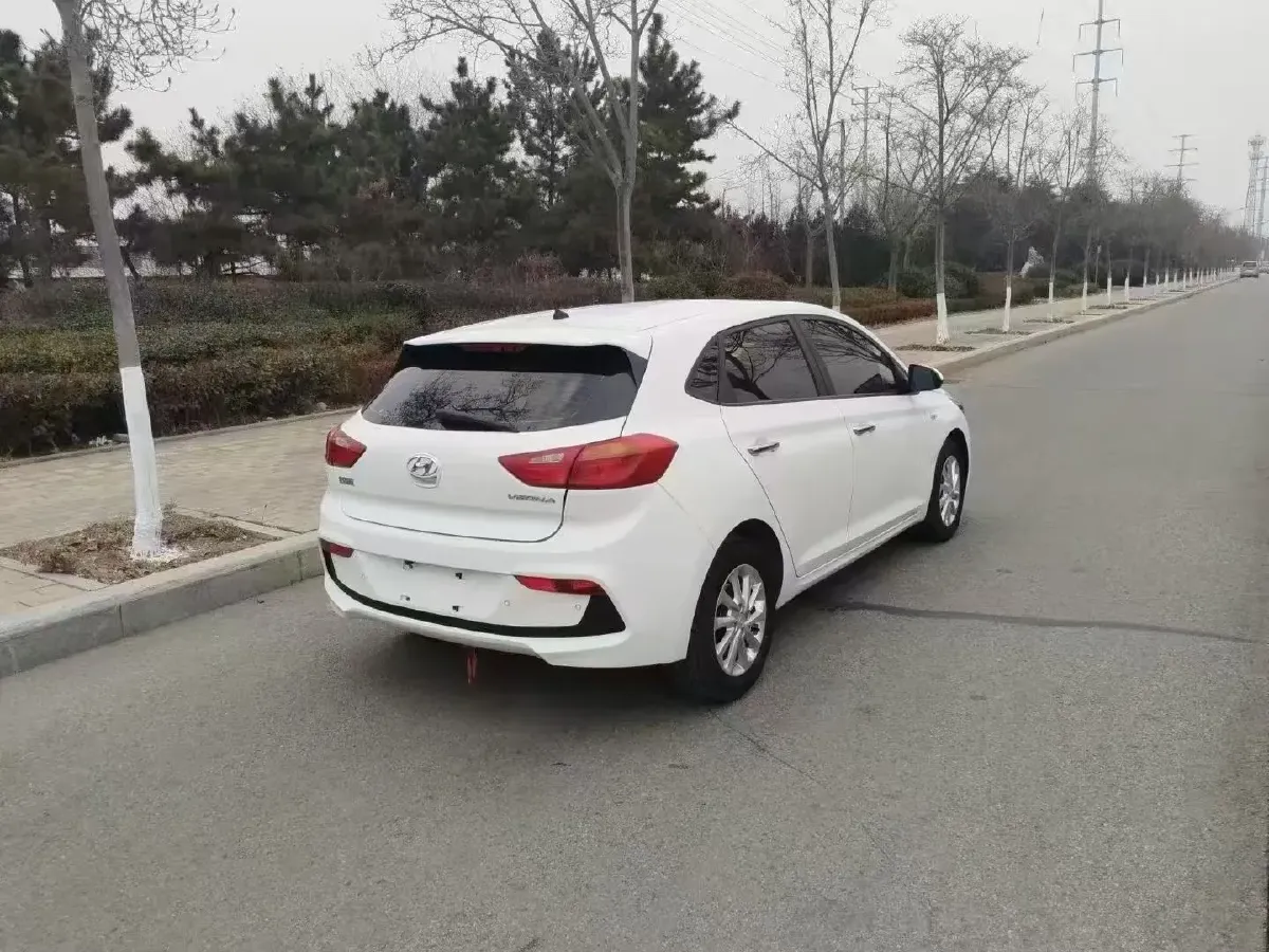 2017 Hyundai Verna RV 1.4L 100HP L4 6AT,autocango,china used car exporter,china ev exporter,chinese used car exporter,chinese used ev exporter