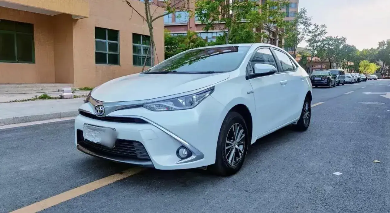 2017 Toyota Levin 1.8L 99HP L4 E-CVT Hybrid