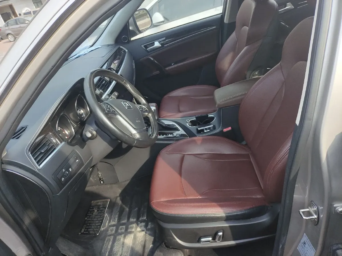 2015 Zotye T600 2.0T 190HP L4 6DCT,autocango,china used car exporter,china ev exporter,chinese used car exporter,chinese used ev exporter