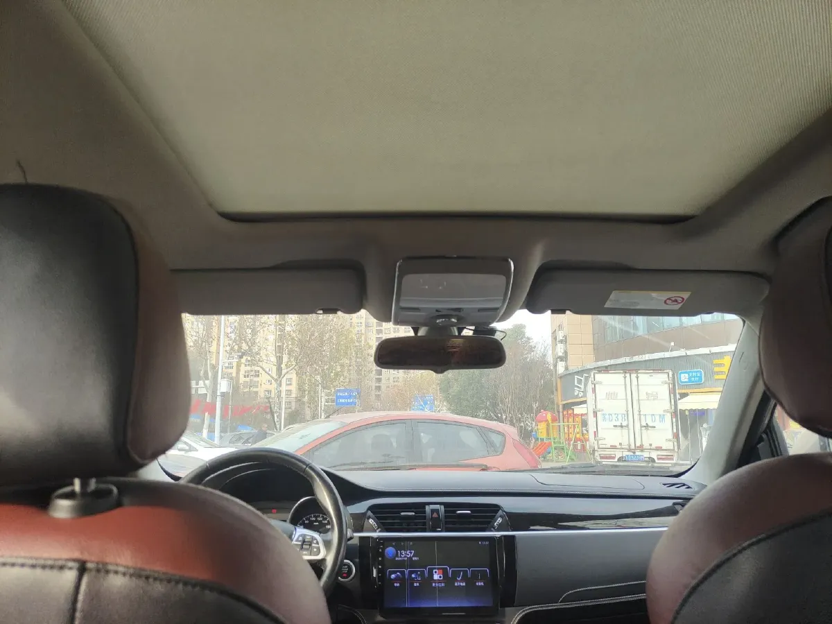 2015 Zotye T600 2.0T 190HP L4 6DCT,autocango,china used car exporter,china ev exporter,chinese used car exporter,chinese used ev exporter