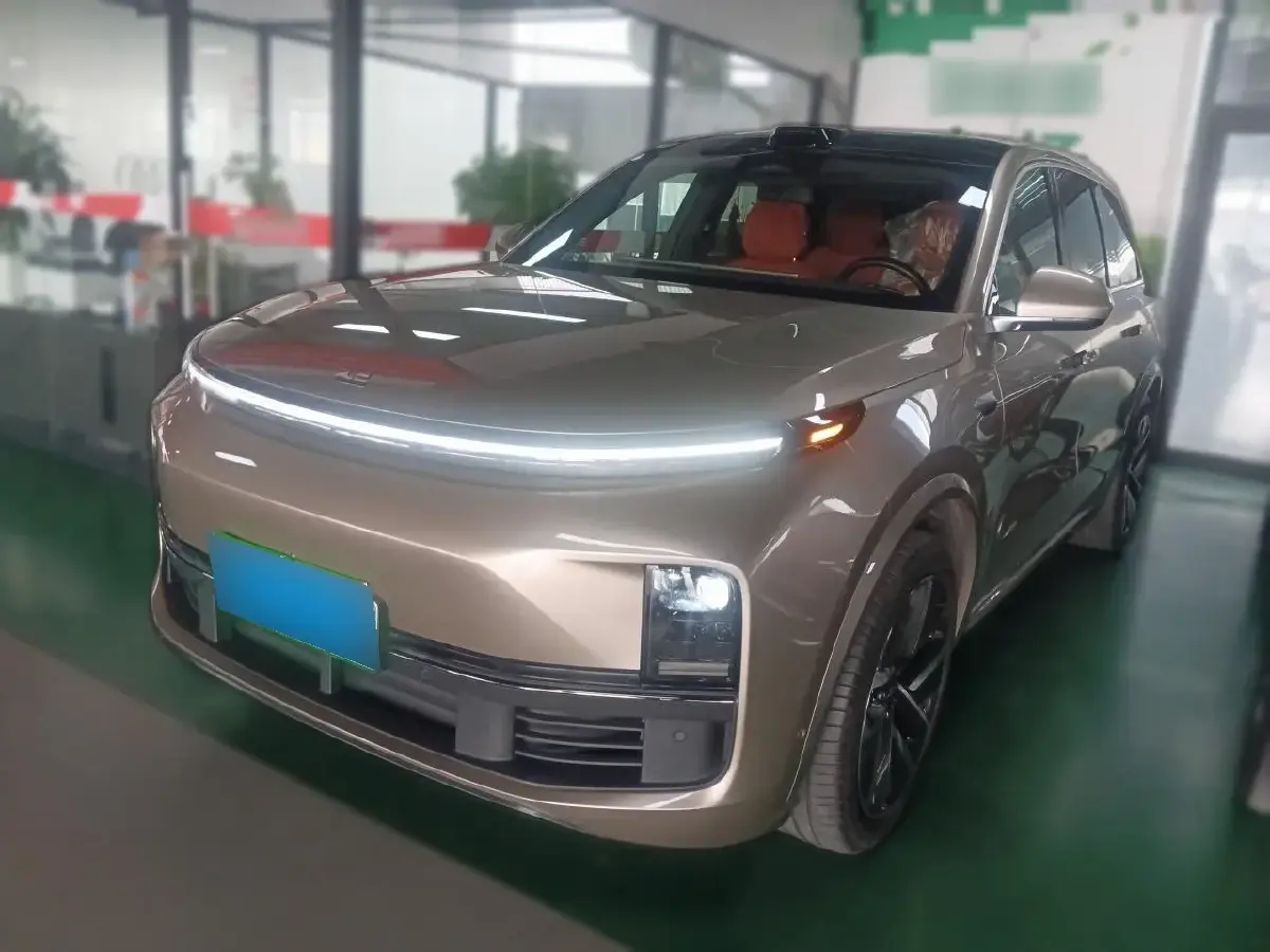 2022 Li L9 Range Extended 154HP REEV 42.6KWH