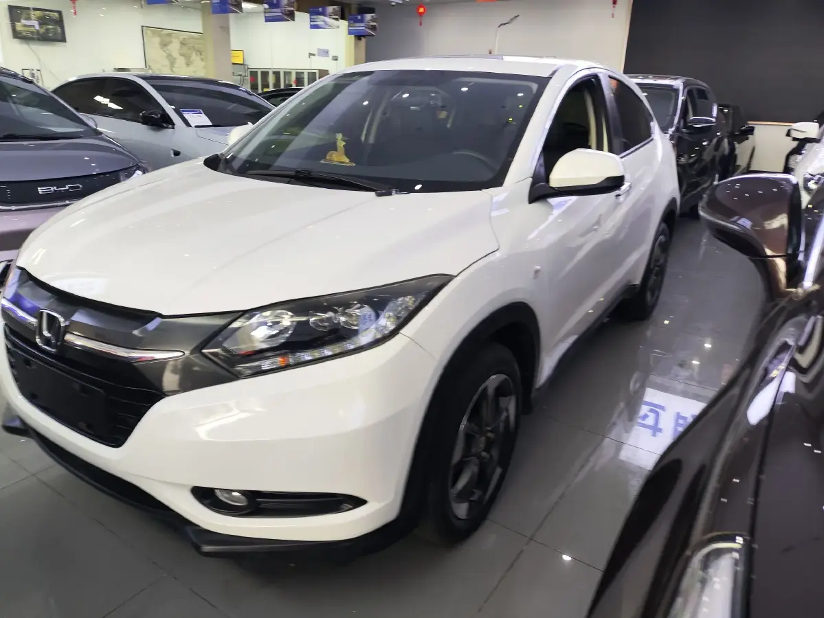 2017 Honda Vezel 1.8L 136HP L4 CVT