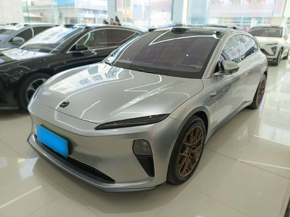 2024 NIO ET5T BEV 75KWH