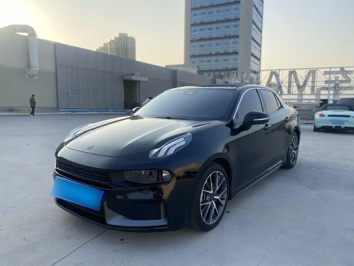 2022 LYNK&CO 03 2.0T 190HP L4 7DCT