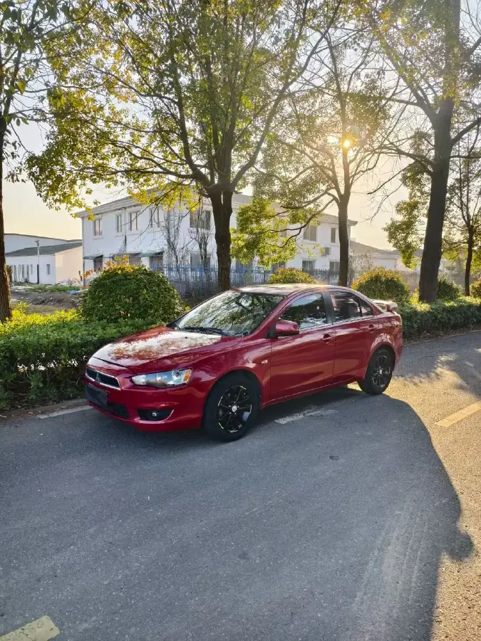 2011 Mitsubishi Lancer EX 1.8L 136HP L4 CVT