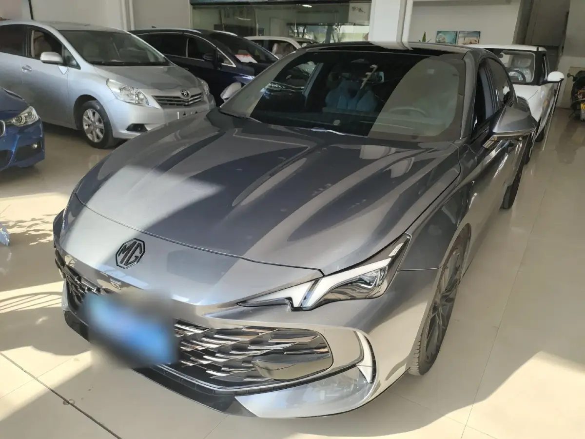 2023 MG 7 2.0T 261HP L4 9AT