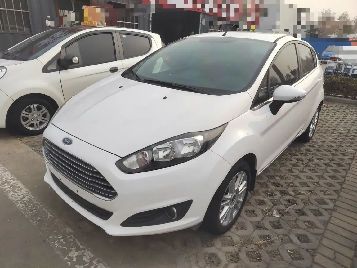 2013 Ford Fiesta 1.5L 110HP L4 6DCT
