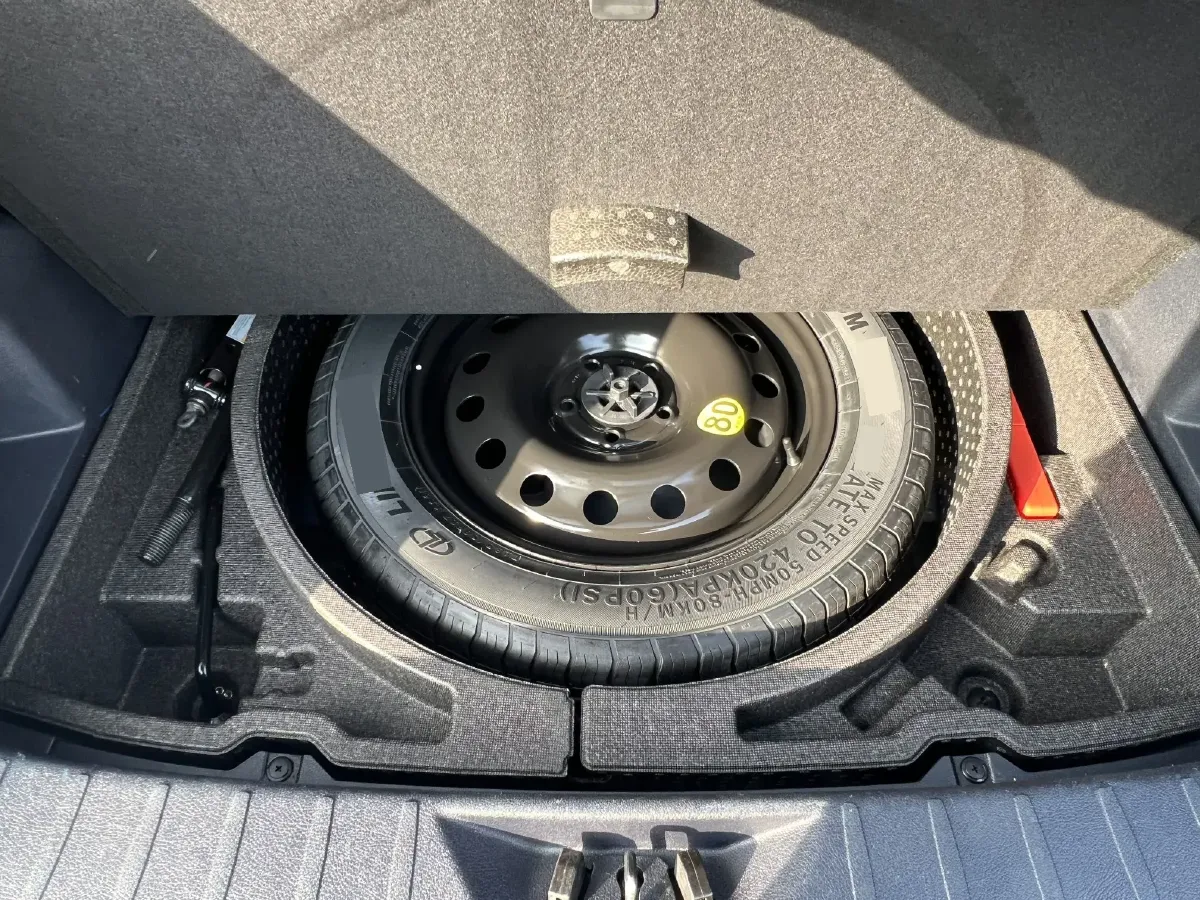 2021 ChangAn Oshan X7 1.5T 178HP L4 7DCT,autocango,china used car exporter,china ev exporter,chinese used car exporter,chinese used ev exporter