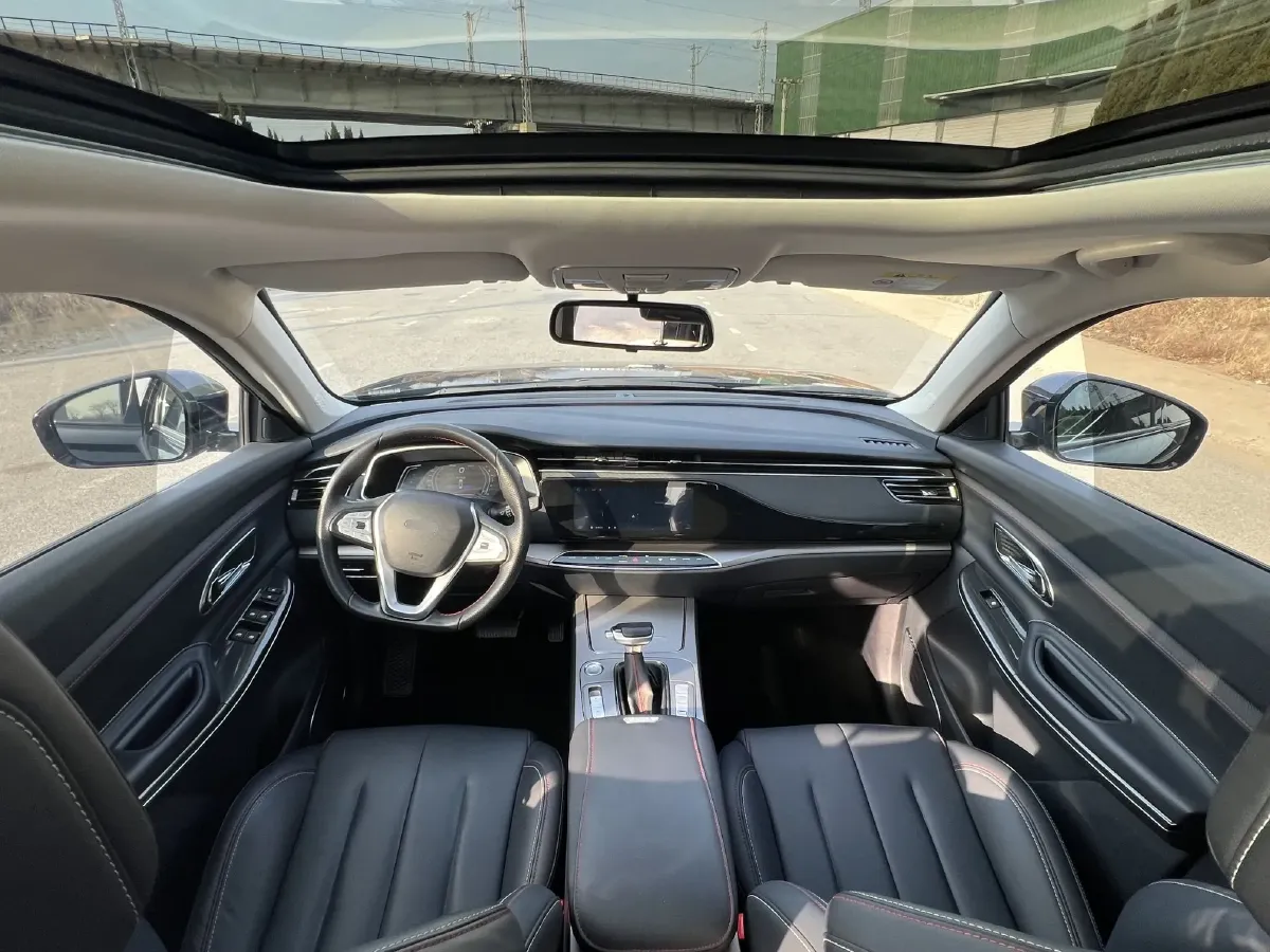 2021 ChangAn Oshan X7 1.5T 178HP L4 7DCT,autocango,china used car exporter,china ev exporter,chinese used car exporter,chinese used ev exporter