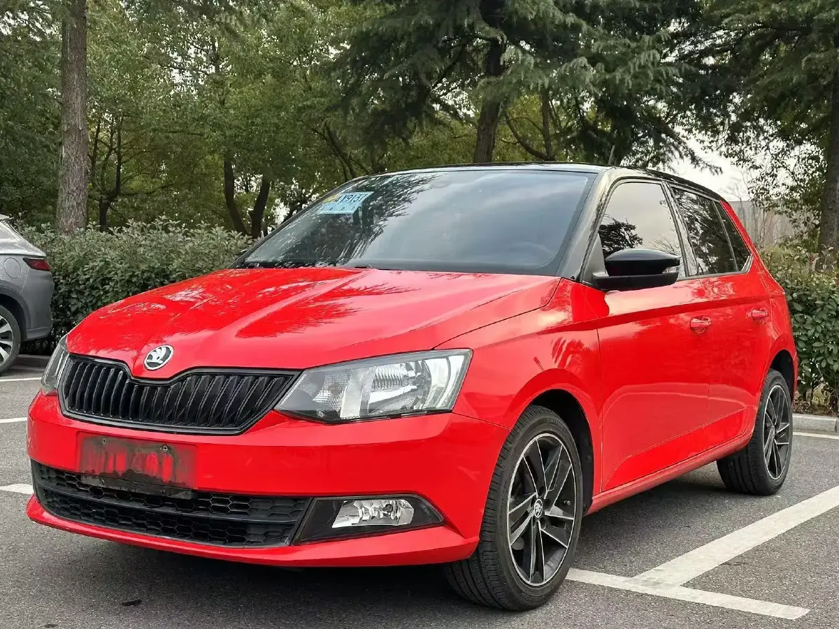 2017 Skoda Fabia 1.6L 110HP L4 6AT