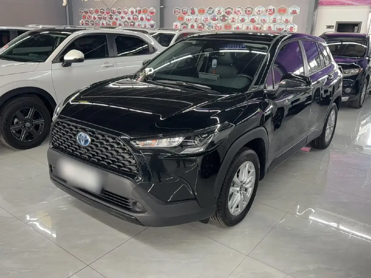 2023 Toyota Corolla Cross 2.0L 152HP L4 E-CVT Hybrid